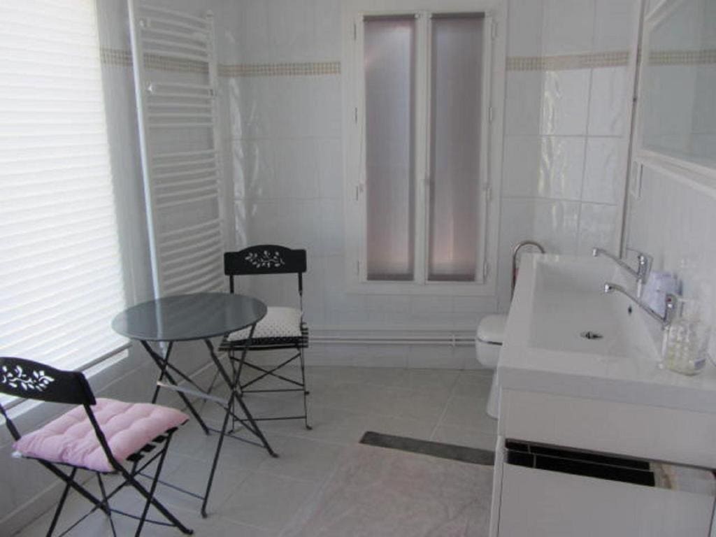 Suite with Garden View room - Image 2