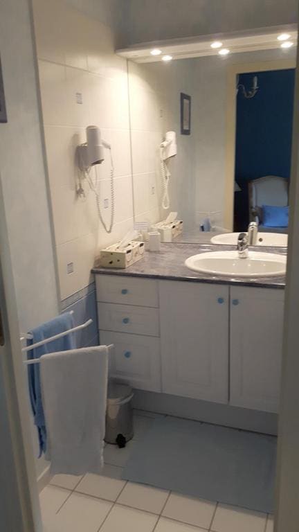 Superior Double Room room - Image 1