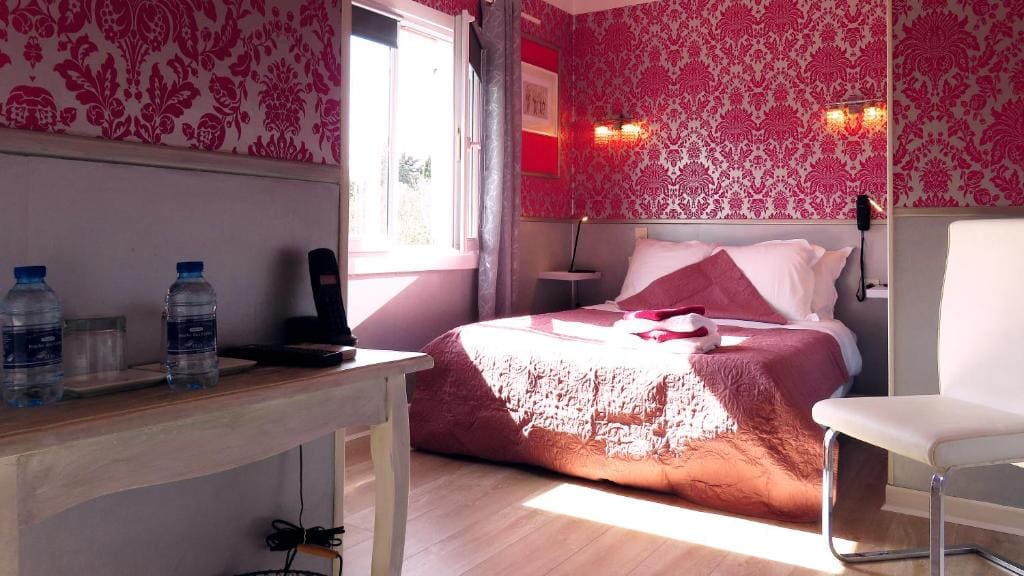 Classic Double Room room - Image 2
