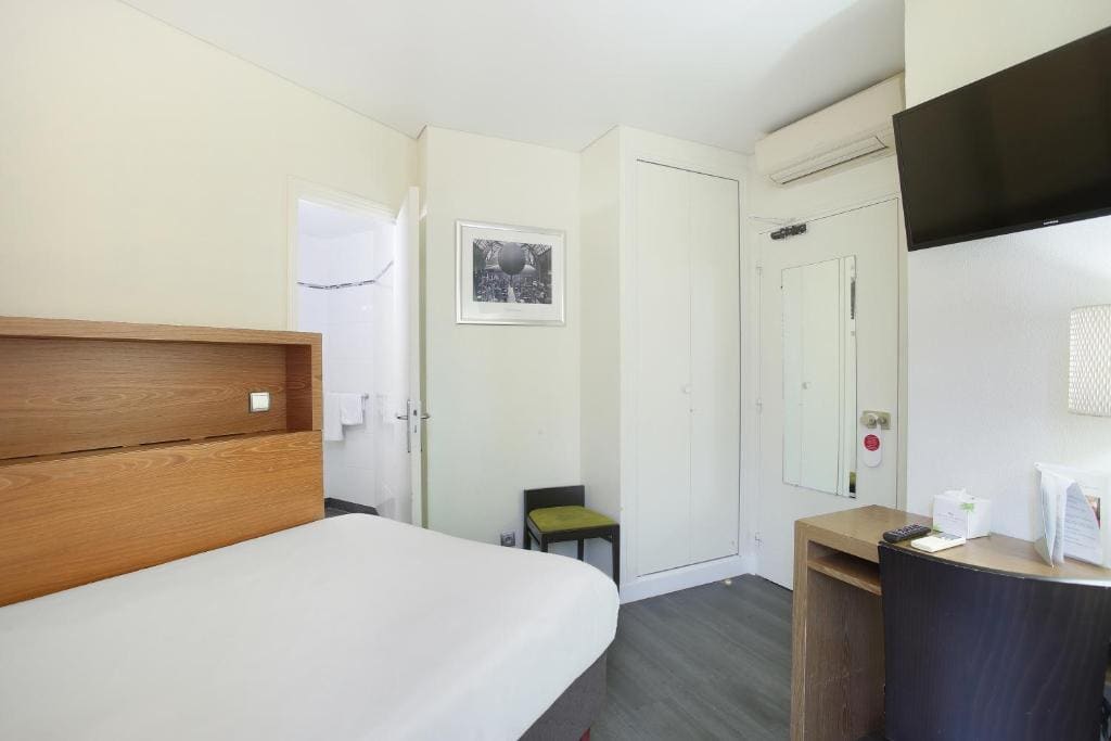 Quadruple Room room - Image 1