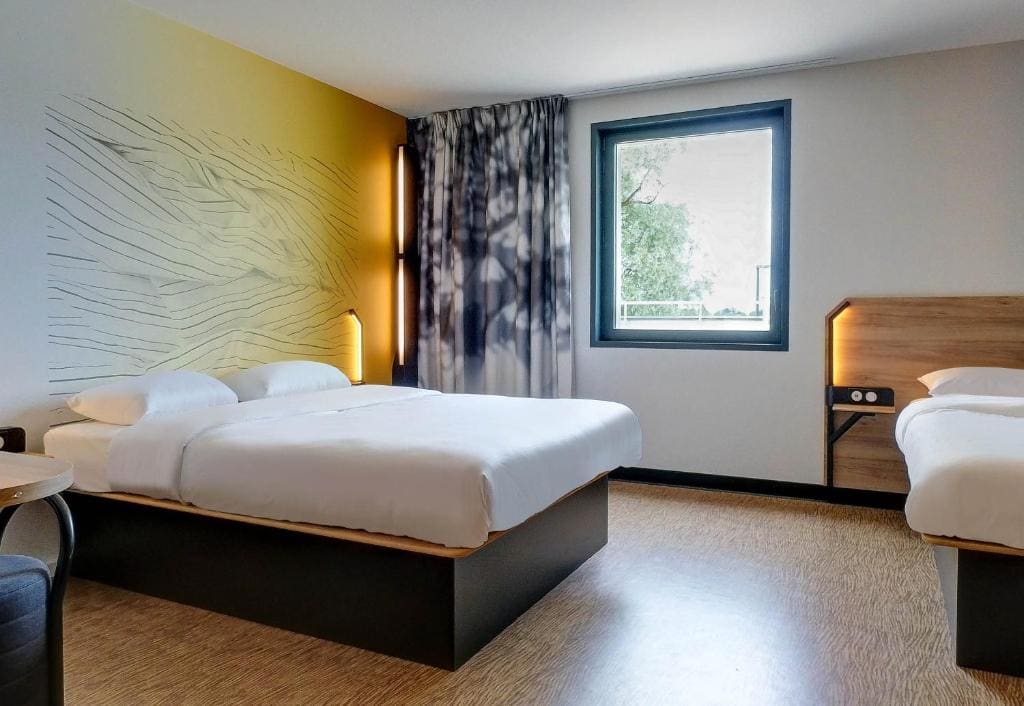 Quadruple Room room - Image 2