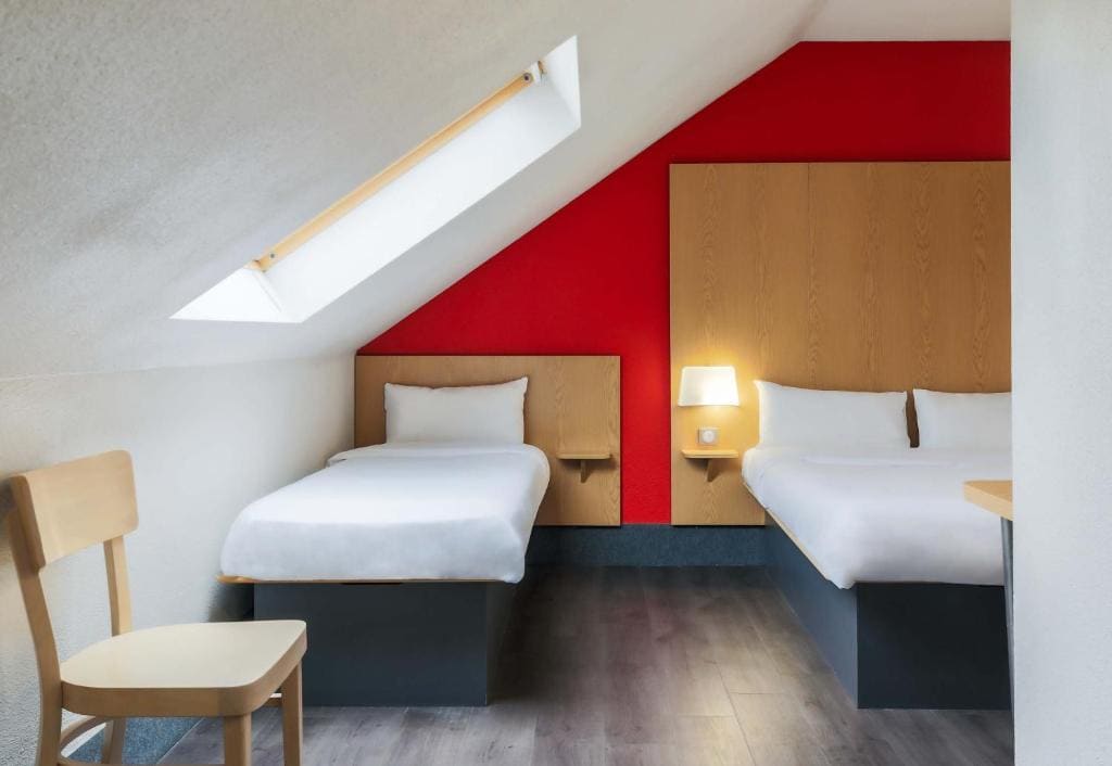 Quadruple Room room - Image 1