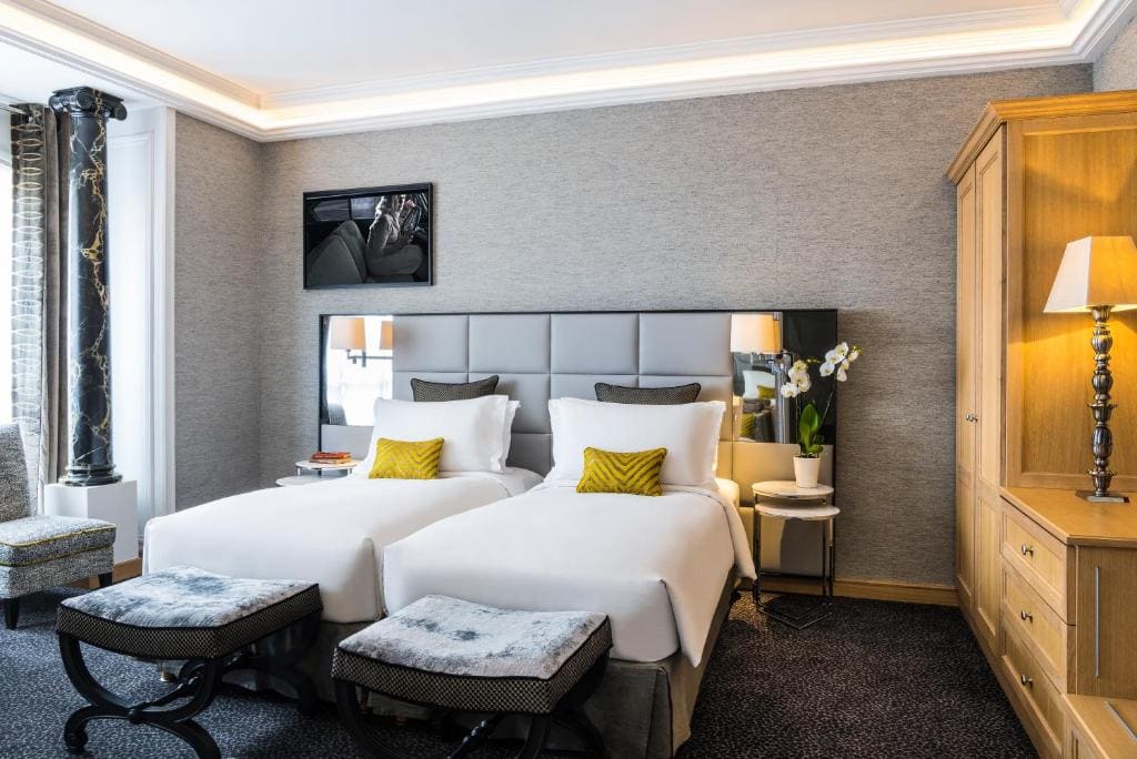 Junior Suite with Two Single Beds room - Image 1