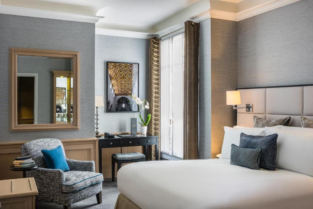 Superior Queen Room room - Image 1