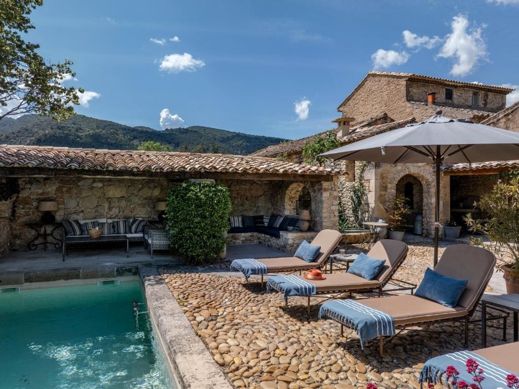 Villa with Private Pool room - Image 3