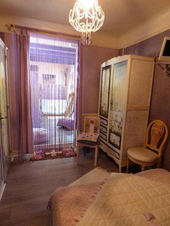 Studio room - Image 3