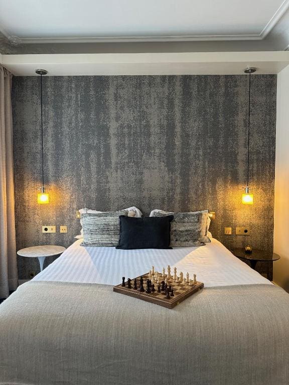 Deluxe Family Suite room - Image 2