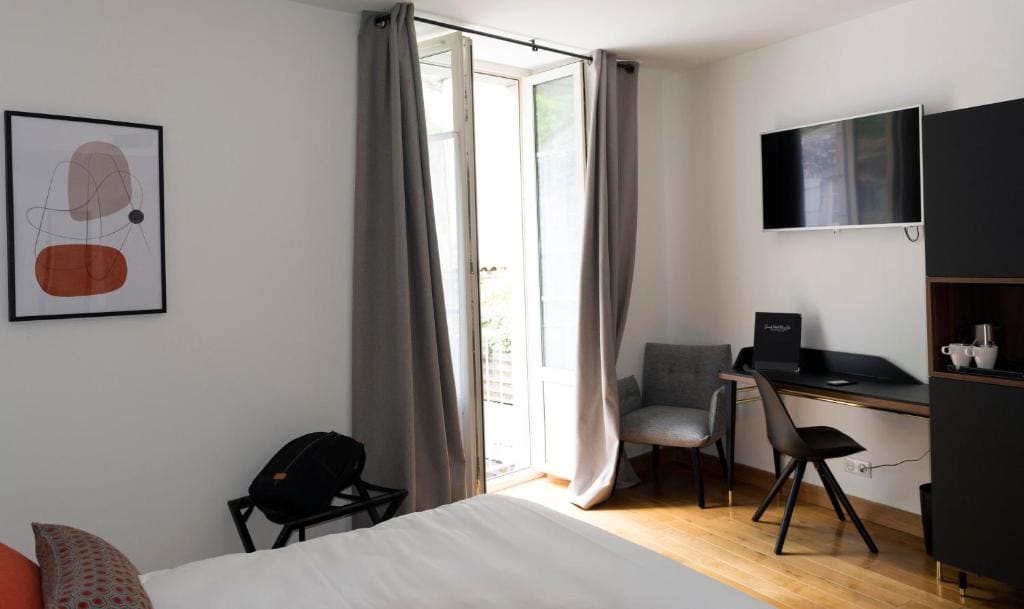 Superior Room room - Image 3