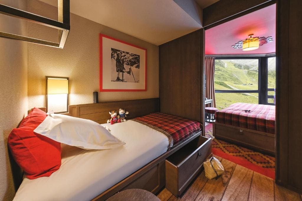 Quadruple Room with Mountain View room - Image 1
