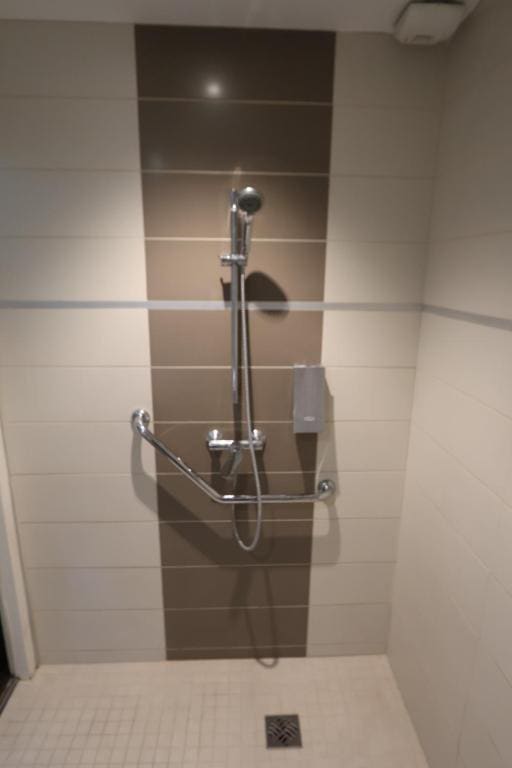 Double Room - Disability Access room - Image 3