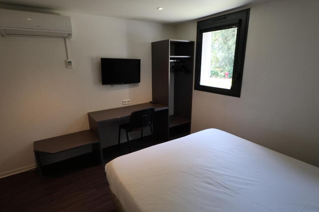 Superior Double Room room - Image 3