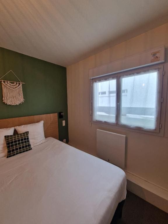 Economy Double Room room - Image 2