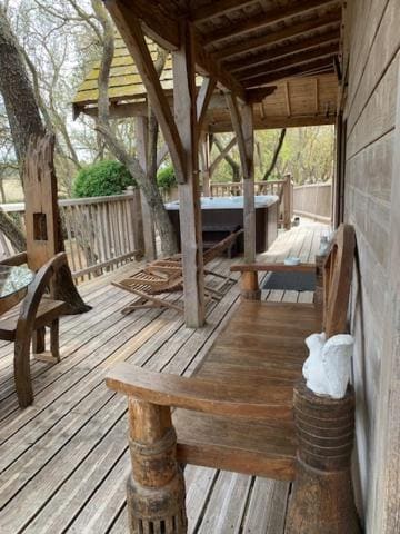 Tree House room - Image 1