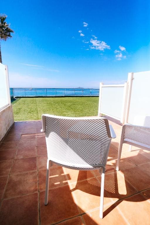 Double Room with - Sea View room - Image 1