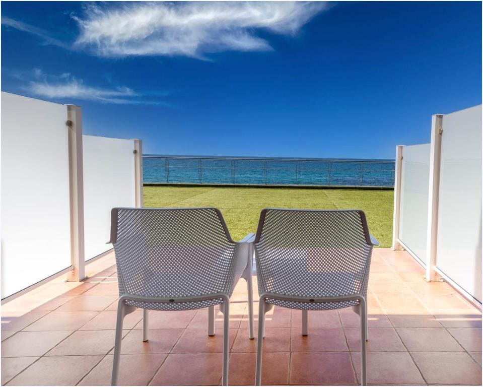 Standard Room - Sea View room - Image 3