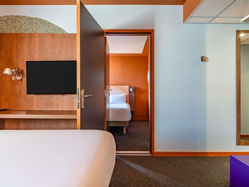 Family Twin Room room - Image 1