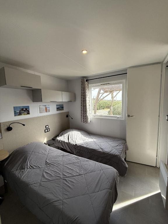 Comfort Two Bedroom Mobile Home room - Image 2