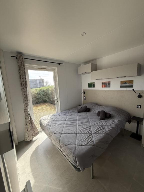 Comfort Two Bedroom Mobile Home room - Image 1