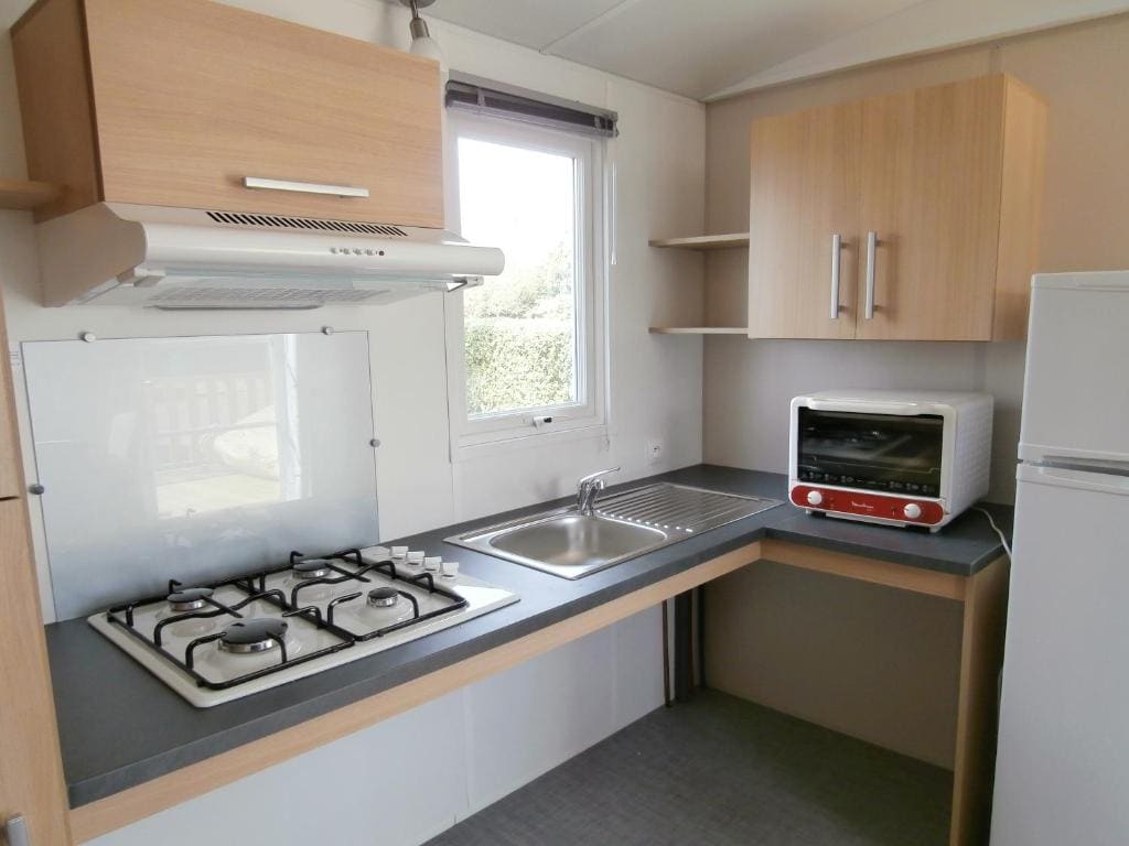 Family Mobile Home room - Image 2