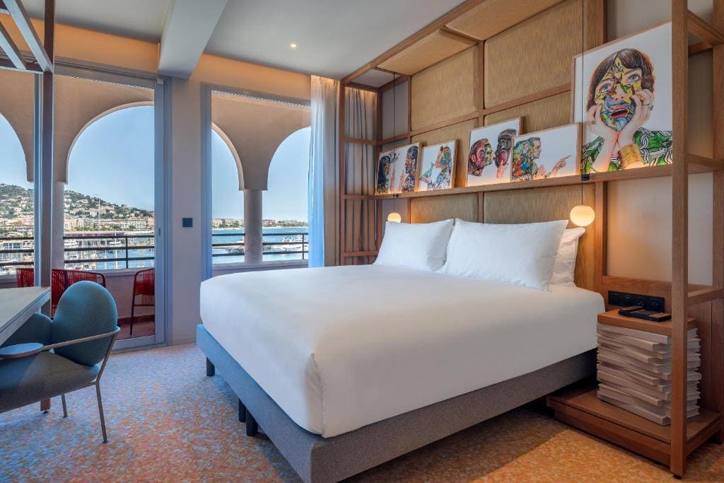 Junior King Suite with Sea View room - Image 1