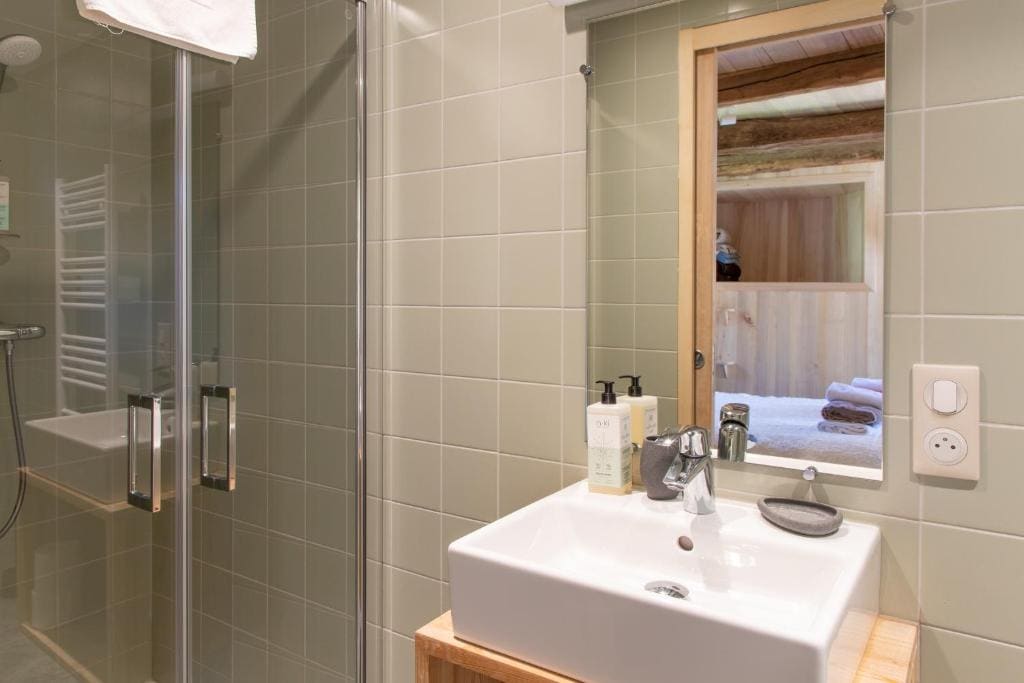 Double or Twin Room with Private Bathroom room - Image 1