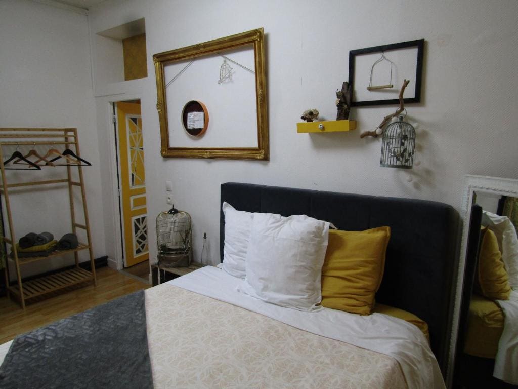 Double Room with Private Bathroom room - Image 3