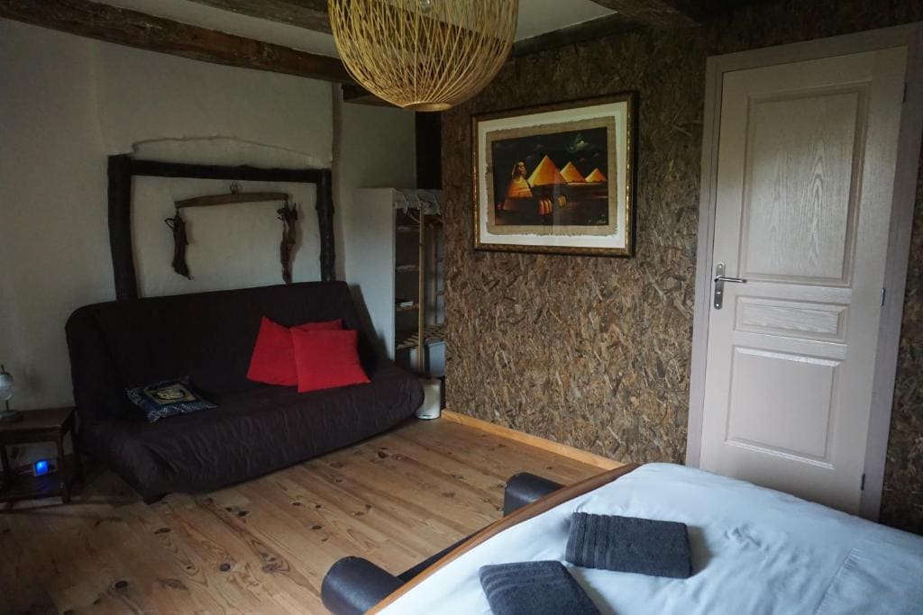 Quadruple Room with Private Bathroom room - Image 1