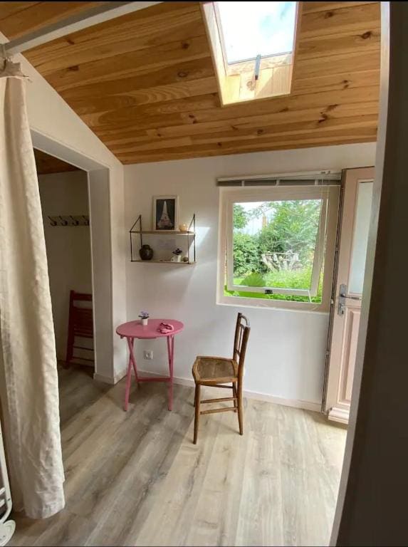 Double Room with Garden View room - Image 3