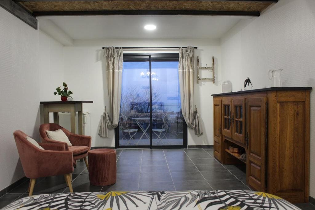 Double Room with Sea View room - Image 1