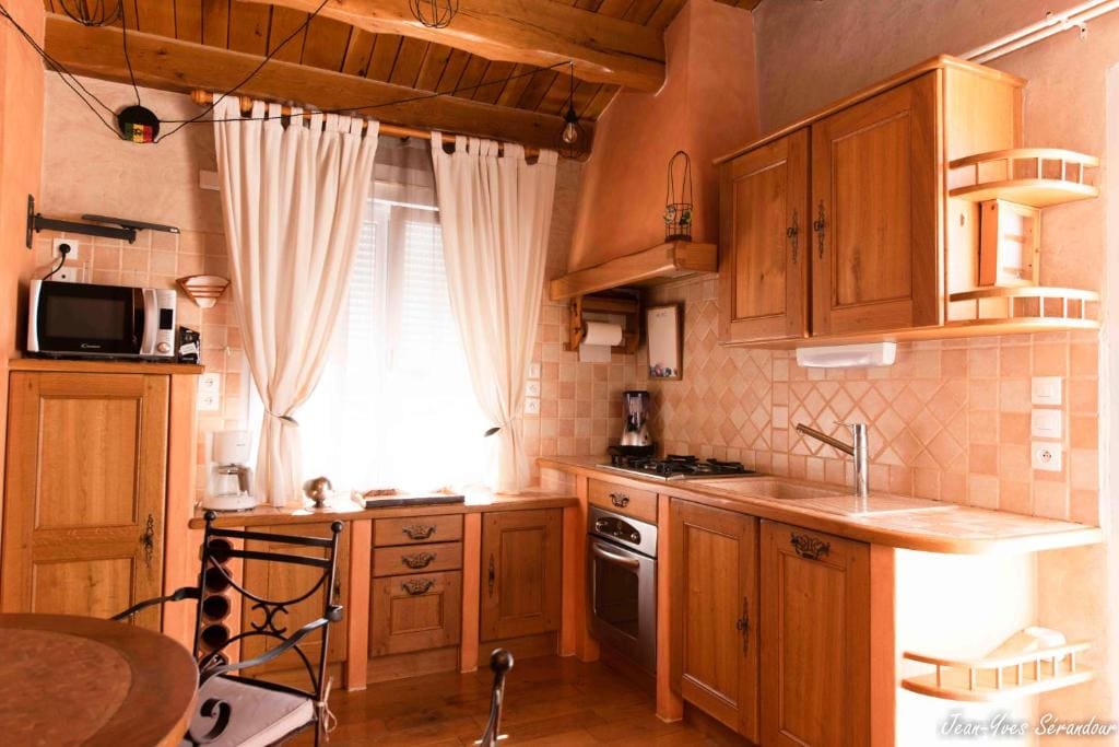 Apartment with Terrace La Coubre room - Image 2
