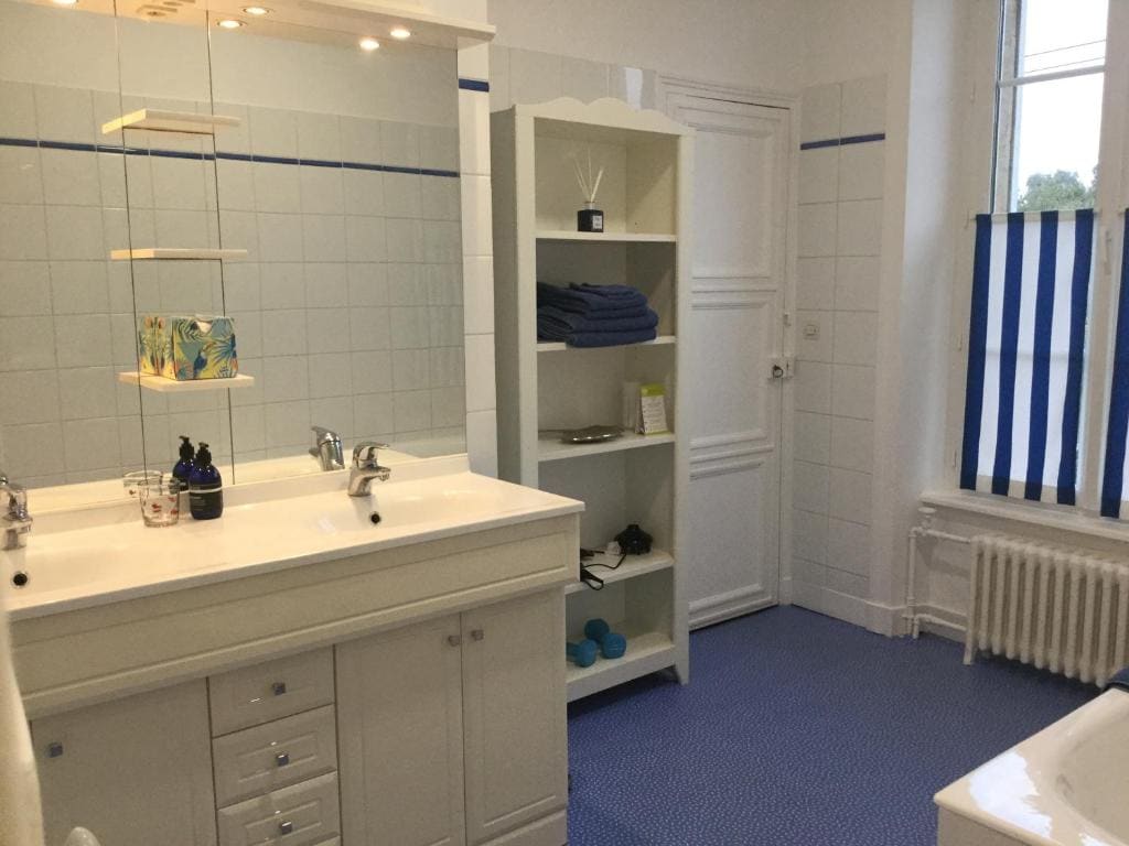 Double Room with Garden View room - Image 2