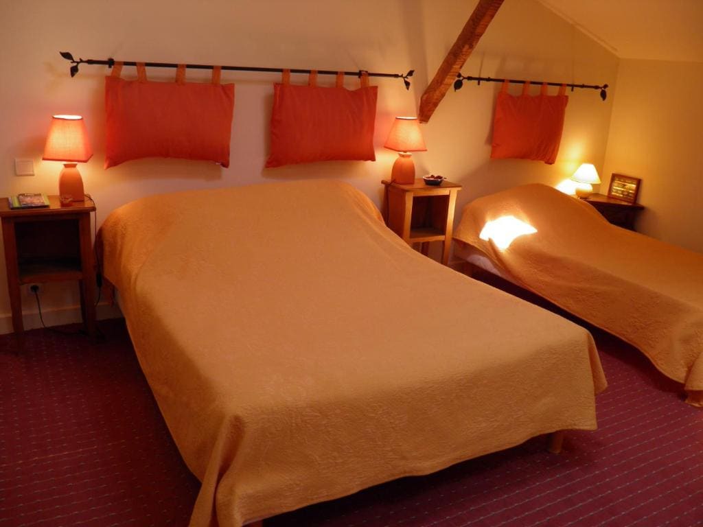 Double Room with Extra Bed room - Image 1