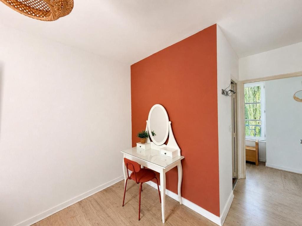 Triple Room with Private Bathroom room - Image 2