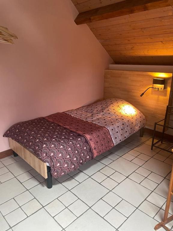 Triple Room with Mountain View room - Image 2
