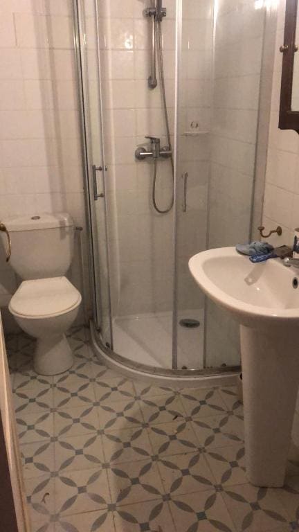 Double Room with Balcony room - Image 3