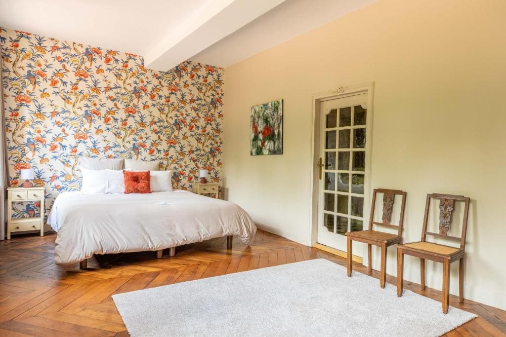 Executive Suite room - Image 3