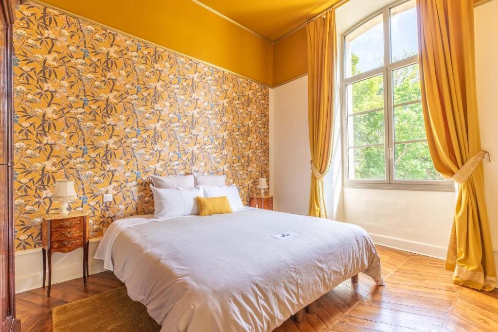 Suite with Garden View room - Image 1