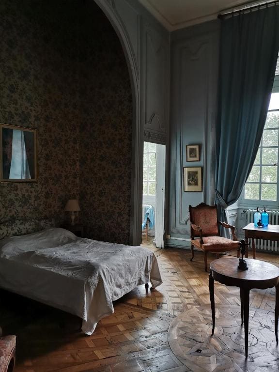 Double Room with Garden View room - Image 3