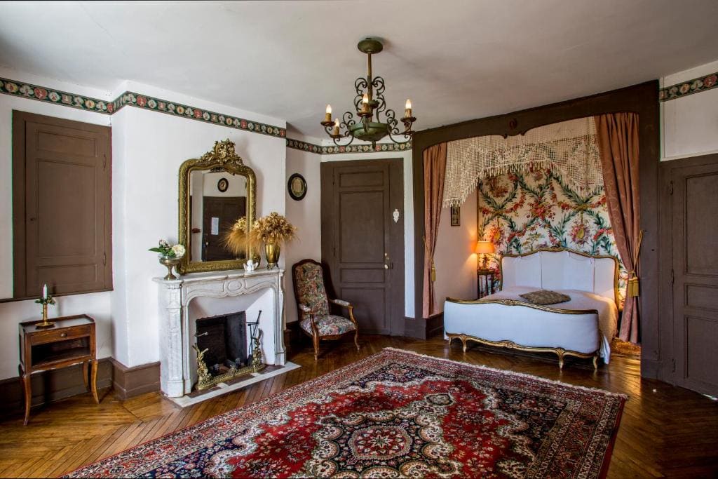 Suite with Mountain View room - Image 1