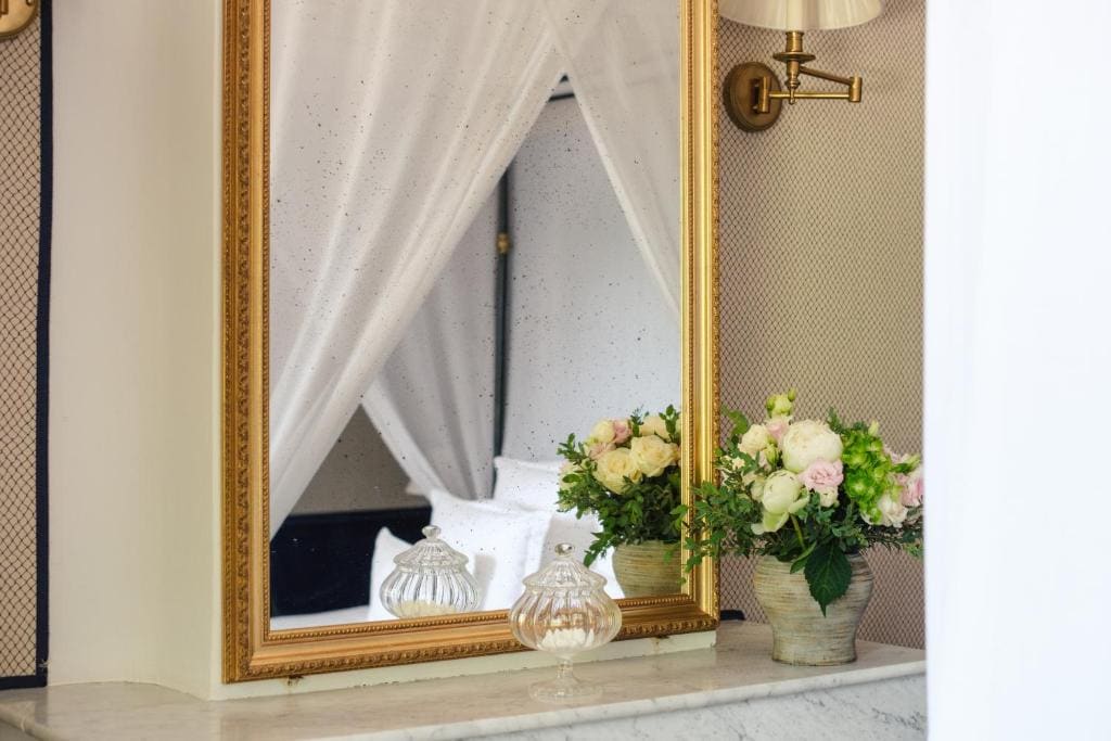 Deluxe Château Room room - Image 1