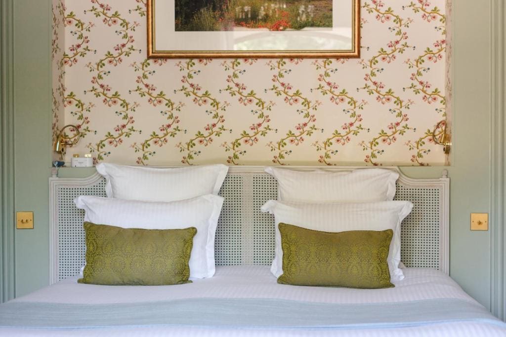 Deluxe Room room - Image 3