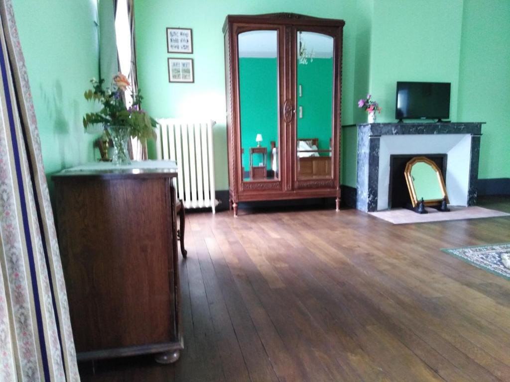 Deluxe Double Room room - Image 2