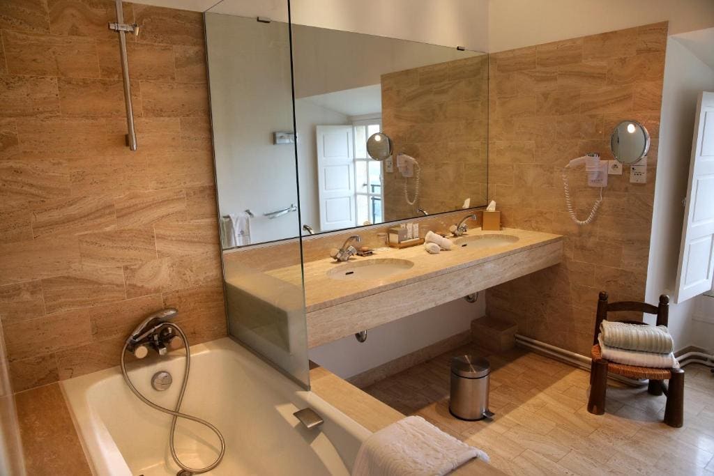 Deluxe Double Room room - Image 1