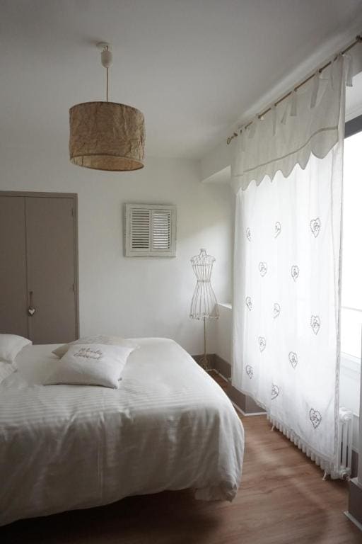 Double Room with Private Bathroom room - Image 2