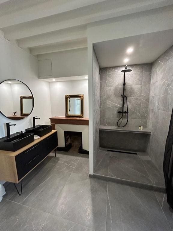 Suite room - Image 3