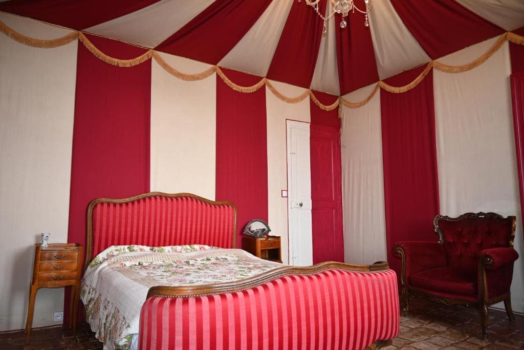 Double Room with Garden View room - Image 3