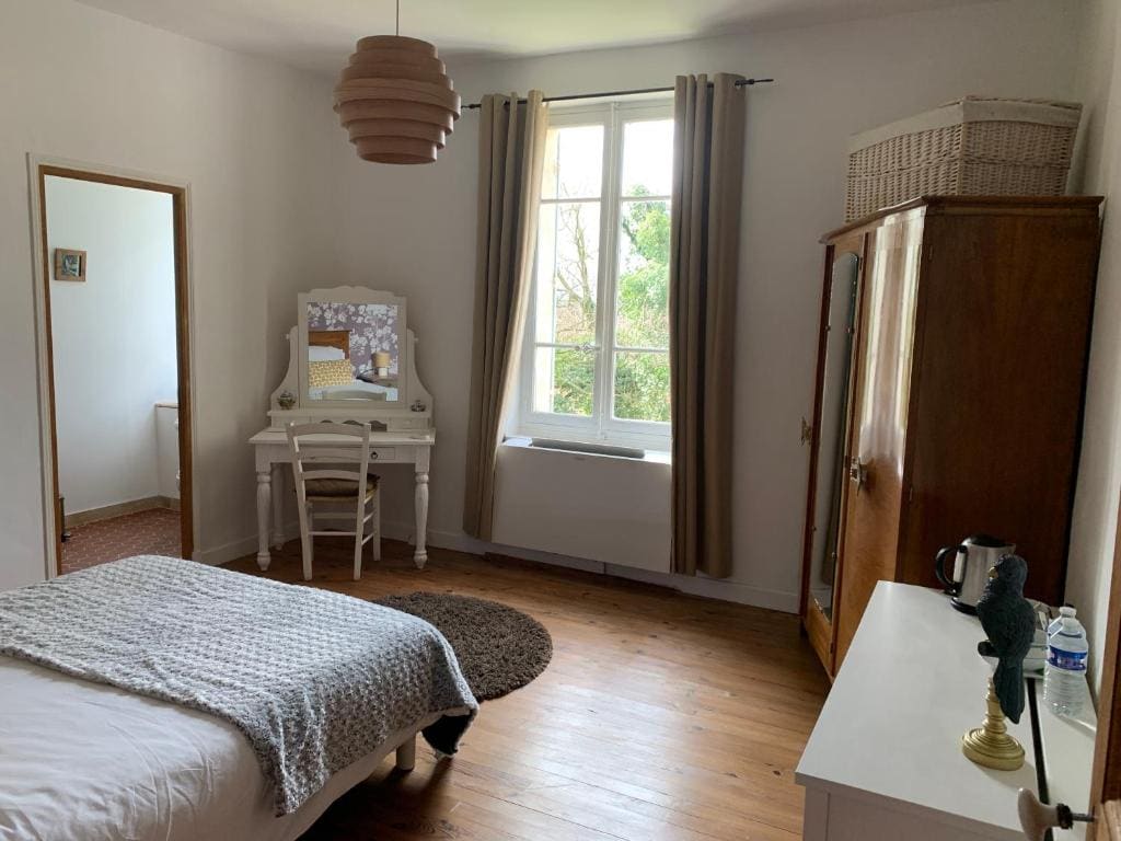 Double Room with Garden View room - Image 2