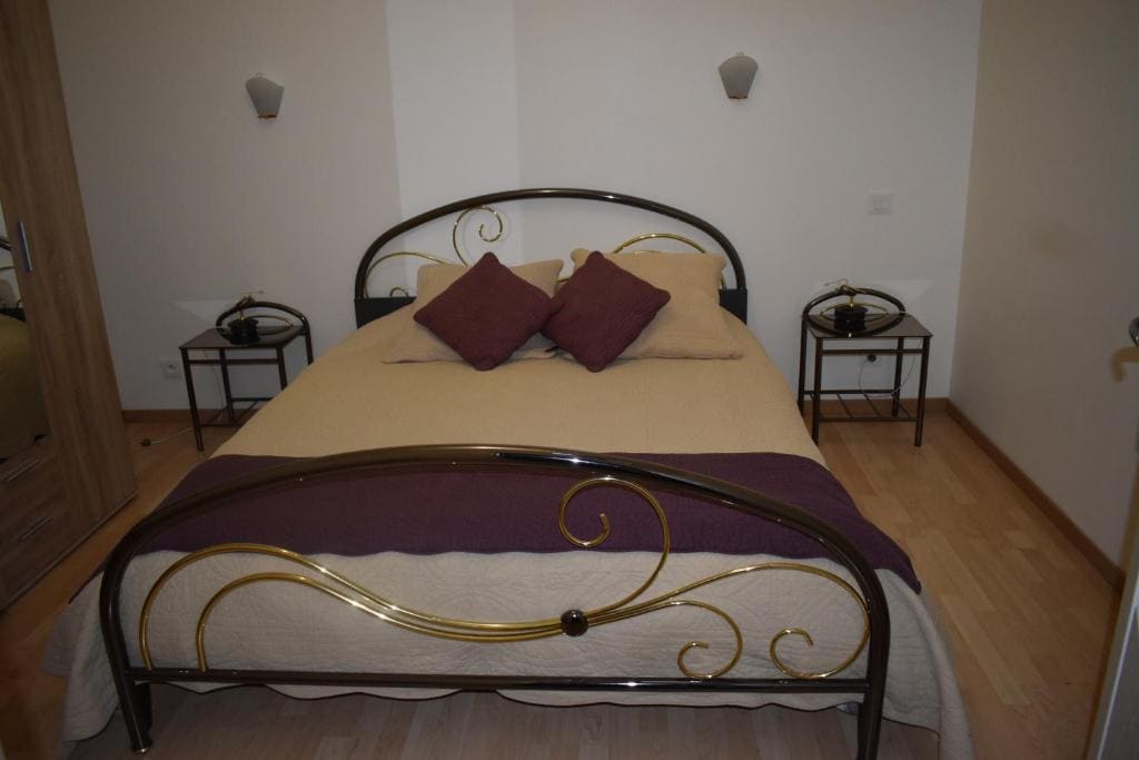Apartment - Ground Floor room - Image 2