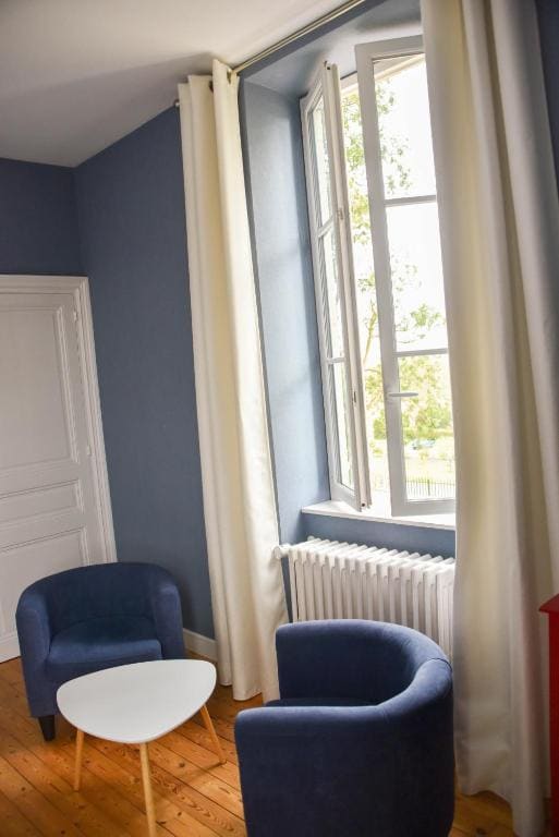 Family Room with Garden View room - Image 2