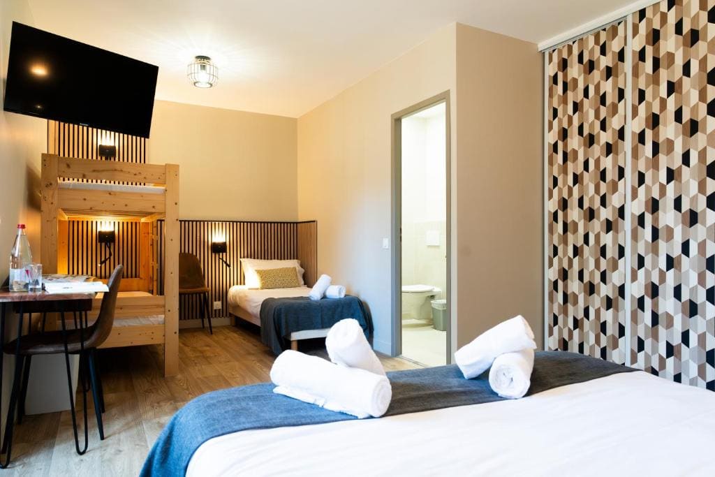 Family Room room - Image 1